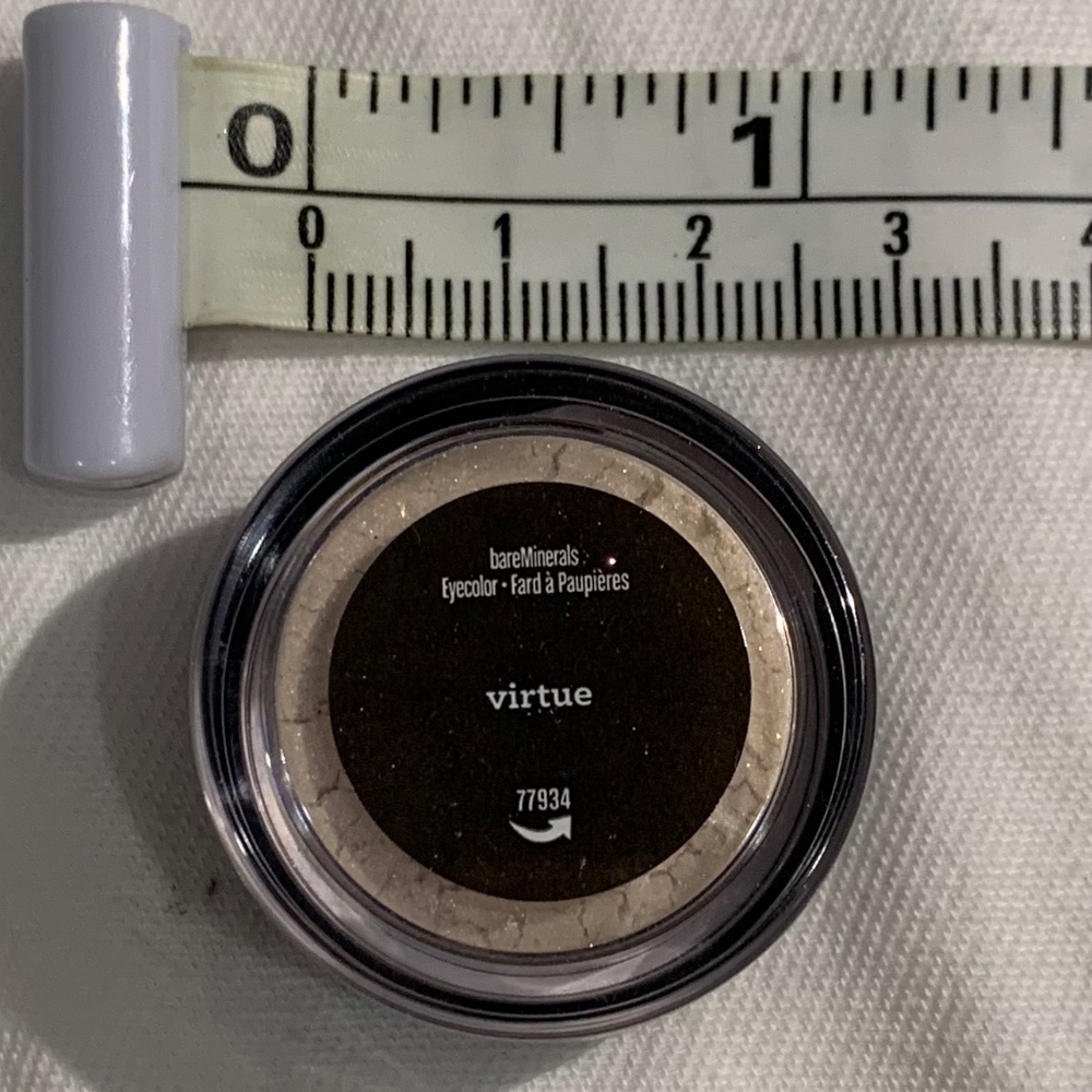 bareMinerals Loose Powder Eyeshadow in Virtue